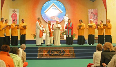 Father Anthony Elenjimittam with the ramirian monks and Swami Roberto Father Anthony Elenjimittam with the ramirian monks and Swami Roberto